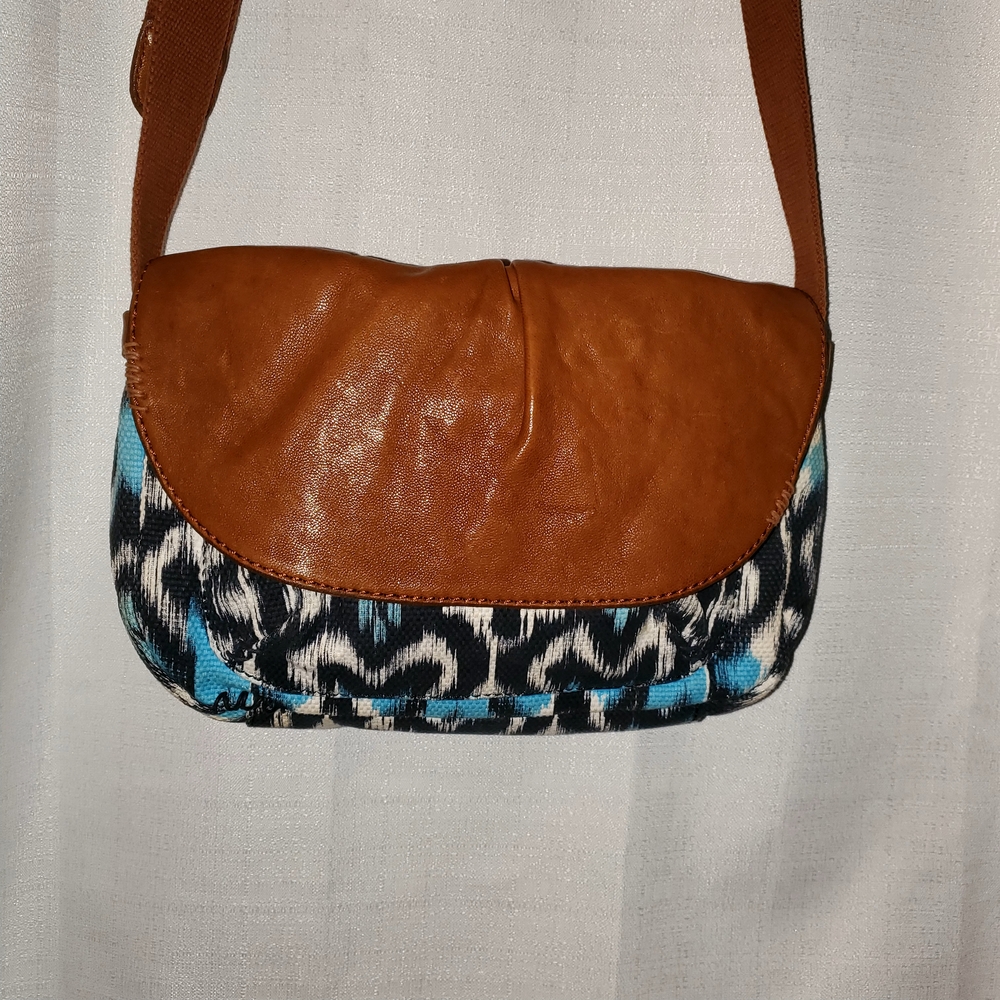 Lucky Brand Tan and Blue Crossbody Bag